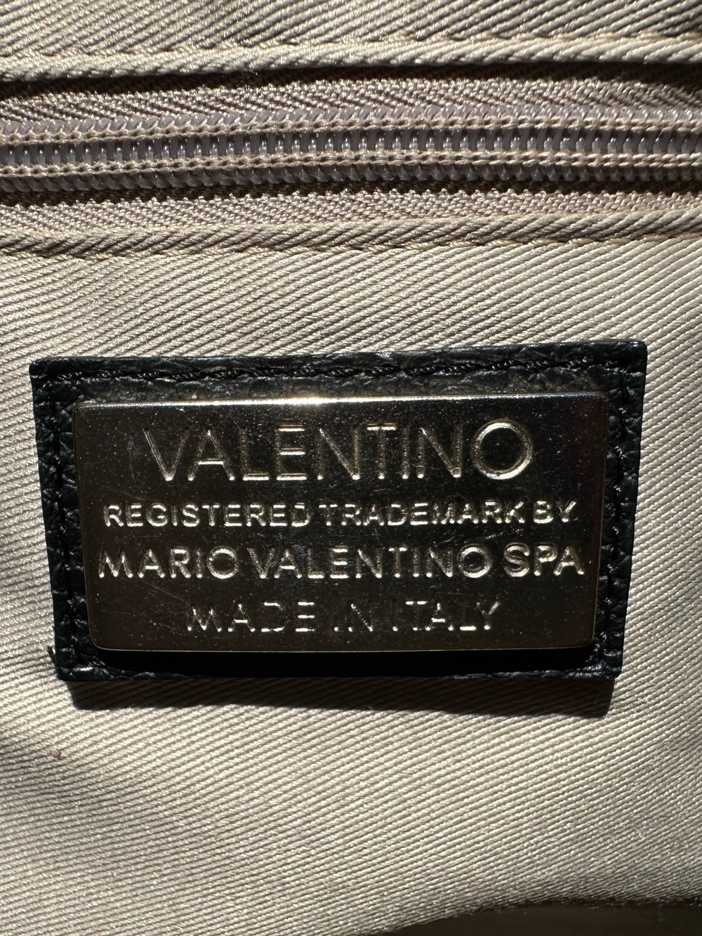 Valentino By Mario
Minimi Preciosa Leather Satchel - Picture 6 of 7